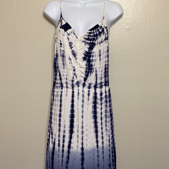 Xhilaration long Dress/ spaghetti straps/ white and blue Tie-dye size medium - Picture 2 of 5